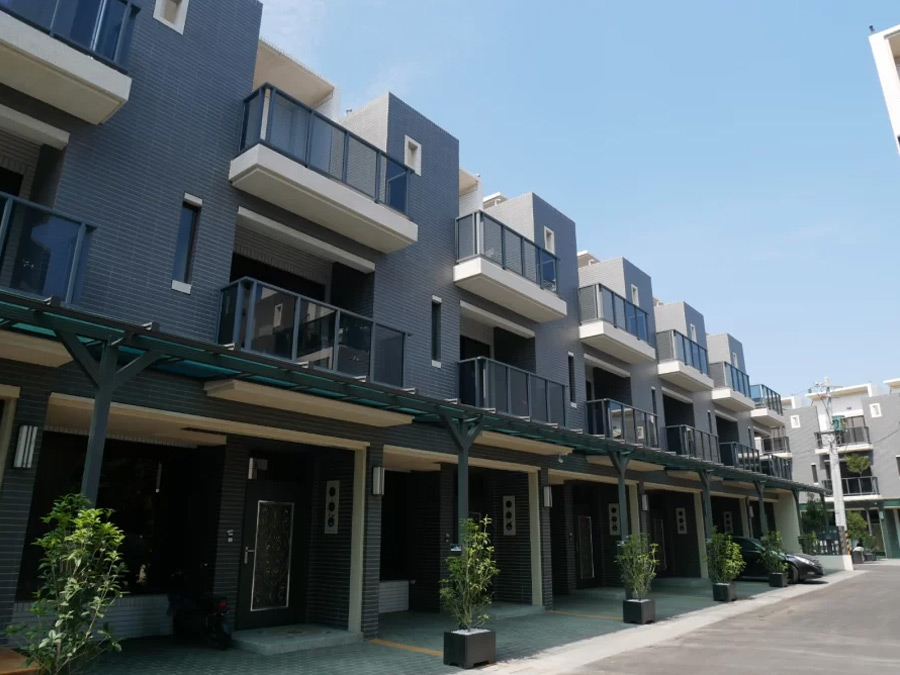 Lucian Portfolio Img